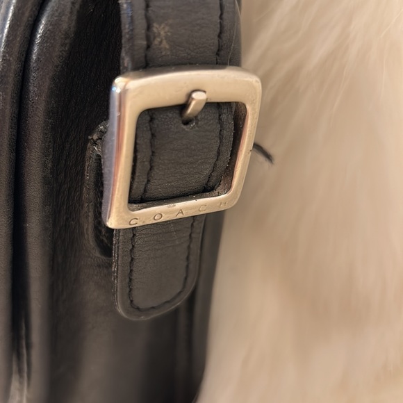 Vintage Coach Shoulder Purse - Picture 2 of 16